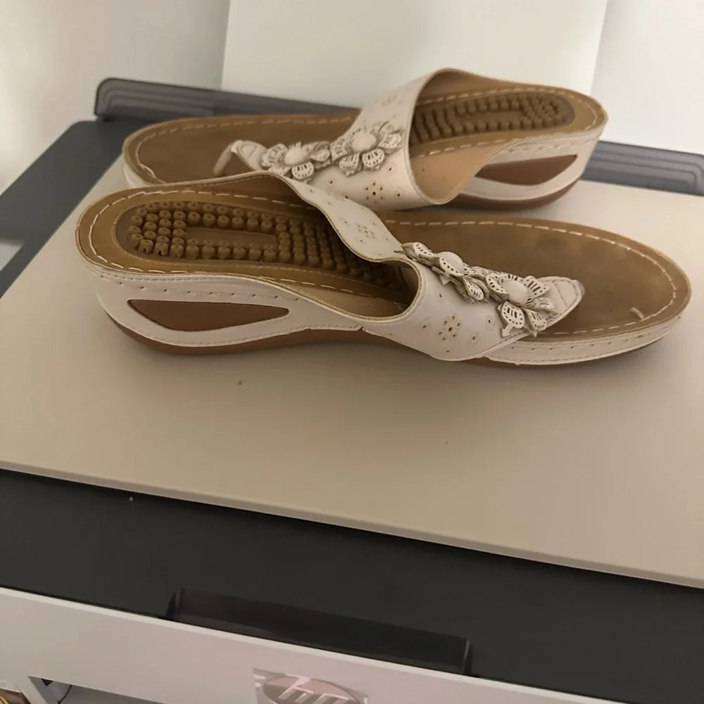 Elegant‎ White Women's Sandals